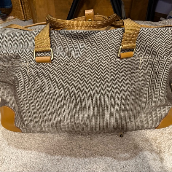 Hartmann NWOT Luxe Weekend Duffel Herringbone - Picture 2 of 11